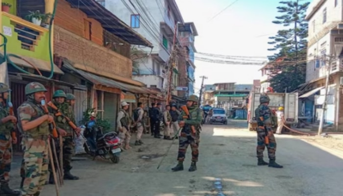 Manipur Violence: మణిపూర్‌లో మరోసారి చెలరేగిన అల్లర్లు.. 9 మంది మృతి..!
