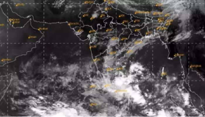 AP Rains Alert: ఏపీలో ఇవాళ రాత్రి ఈ జిల్లాల్లో భారీ వర్షాలు, తస్మాత్ జాగ్రత్త