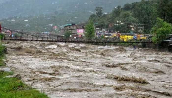 Himachal Pradesh Rain Updates: హిమాచల్‌ ప్రదేశ్‌లో భారీ వరదలు.. 20 మంది మృతి