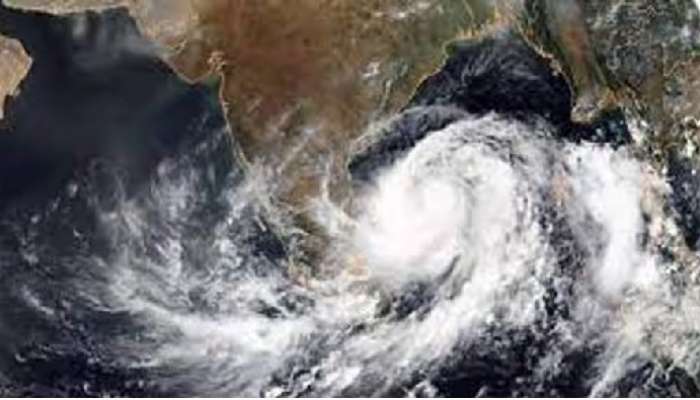 Heavy Rain Alert: బంగాళాఖాతంలో తీవ్ర అల్పపీడనం, ఈ రాష్ట్రాల్లో భారీ వర్షాలు