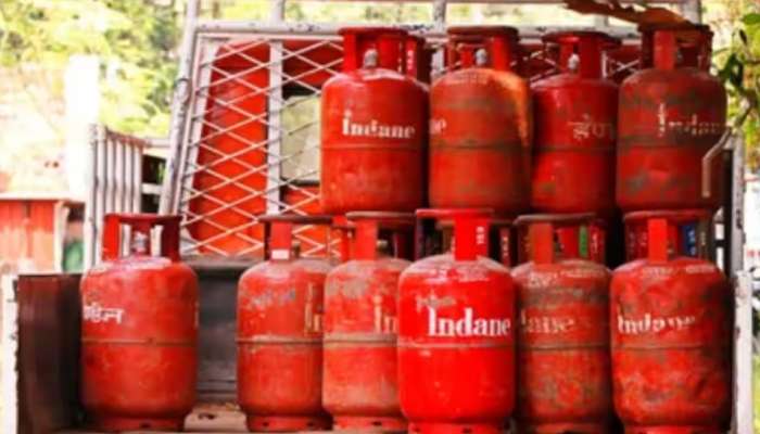 LPG Gas Cylinder Prices: మరో గుడ్‌న్యూస్.. గ్యాస్ ధరలు భారీగా తగ్గింపు