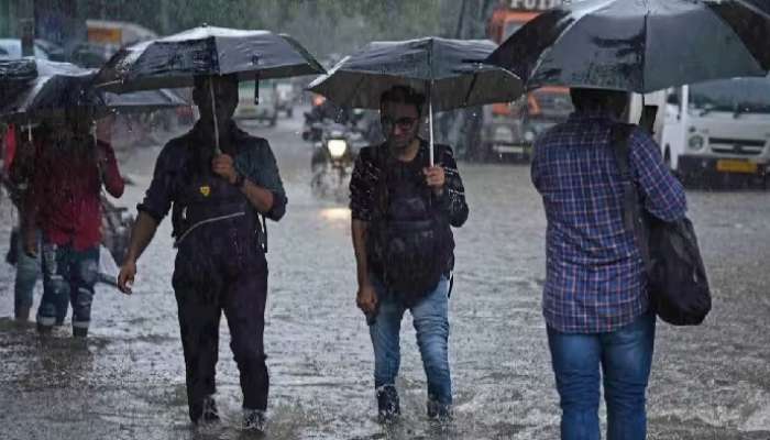 Heavy Rains Alert: బంగాళాఖాతంలో మరో ద్రోణి, భారీ వర్షసూచన, ఎల్లో అలర్ట్ జారీ