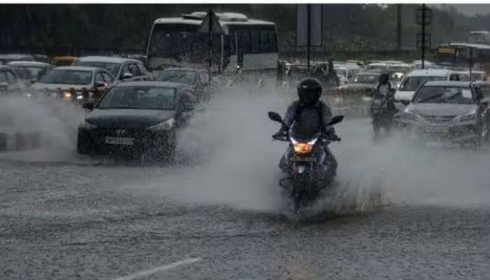 AP Heavy Rains Alert: బంగాళాఖాతంలో అల్పపీడనం, ఏపీలోని ఈ జిల్లాలకు ఆరెంజ్, ఎల్లో ఆలర్ట్ జారీ