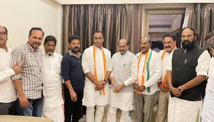 Telangana: ఒకరోజు ముందే హడావిడిగా సొంతగూటికి వచ్చేసిన కోమటిరెడ్డి రాజగోపాల్ రెడ్డి