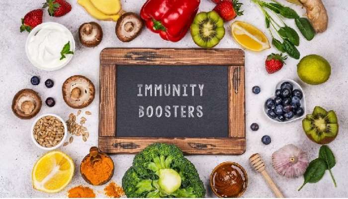 Immunity Foods: సీజనల్ వ్యాధుల ముప్పు పొంచి ఉందా, ఈ 5 పదార్ధాలు డైట్‌లో ఉంటే చాలు