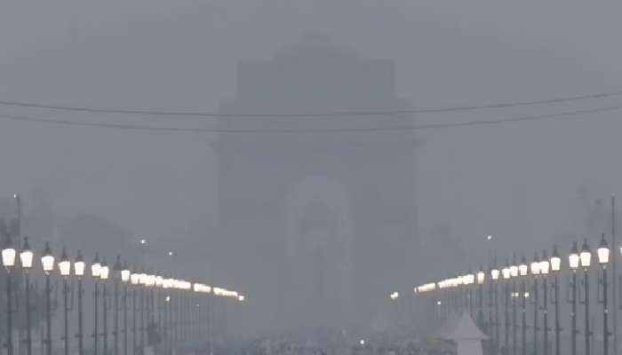 Delhi Air Quality: ఢిల్లీలో ప్రమాదకరంగా వాయు కాలుష్యం, అమల్లోకి గ్రాప్ స్టేజ్ 4 ఆంక్షలు, అవేంటంటే
