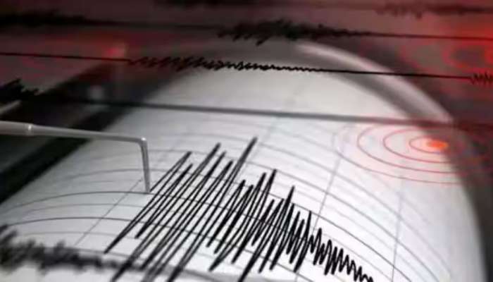 Earthquake Today: దేశ రాజధాని ఢిల్లీలో మరోసారి భూకంపం.. భయం గుప్పిట్లో ప్రజలు