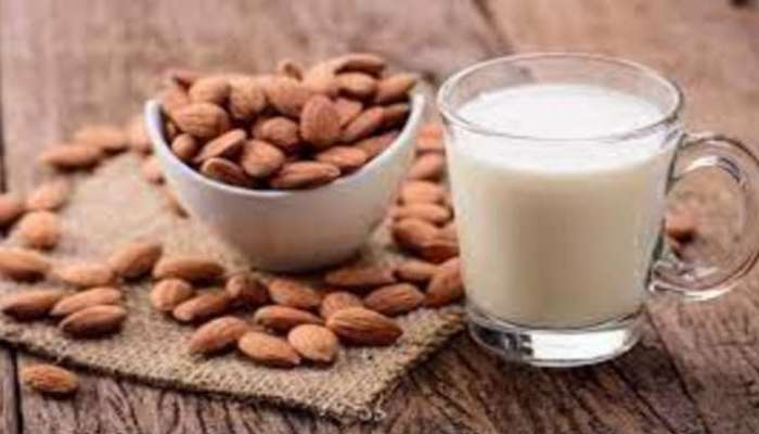 Badam Milk: బాదం పాలు ఆరోగ్యానికి ఎంతవరకూ మంచివి, నష్టాలు కూడా ఉన్నాయా