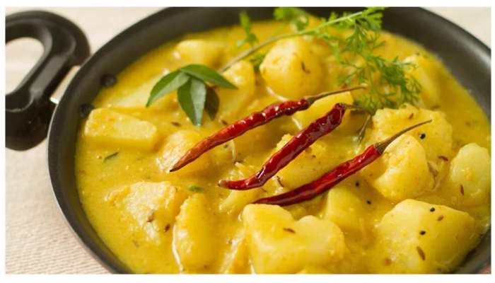 Potato Curry: బంగాళదుంప కూరను రుచికరంగా చేసుకోండి ఇలా..రెసిపీ మీకోసం..!