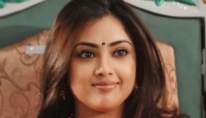 Meena: రెండో పెళ్లి గురించి మీనా.. నా కూతురు భవిష్యత్తు ఏమిటి అంటూ వ్యాఖ్యలు