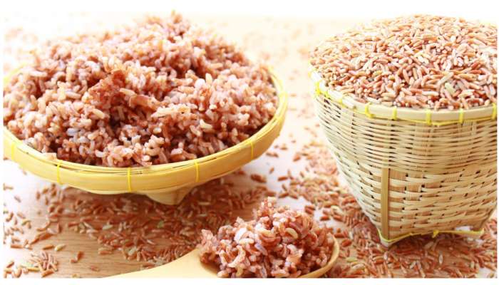 Red Rice Health Benefits: ఎర్రబియ్యంతో ఎన్నో రోగాలు మాయం.. ఈ రైస్ ప్రతి అవయవాన్ని రిపెయిర్ చేస్తుంది..