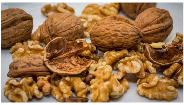 Walnuts on empty stomach: వాల్‌నట్స్‌ ప్రతిరోజూ ఖాళీ కడుపున తింటే ఎన్ని ఆరోగ్య ప్రయోజనాలో తెలుసా?