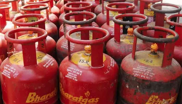 LPG Price Cut Down: గ్యాస్ వినియోగదారులకు గుడ్‌న్యూస్, 300 రూపాయలు తగ్గనున్న సిలెండర్ ధర