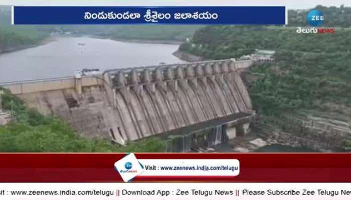 Three gates of Srisailam reservoir dam opened pa