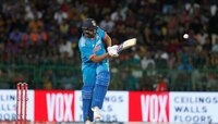 Rohit Sharma: బాబూ.. వెళ్లి ఐపీఎల్ ఆడుకో.. ఆ ప్లేయర్‌కు రోహిత్ శర్మ షాక్..!