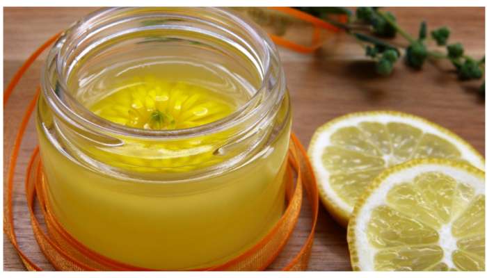 Lemon Oil: నిమ్మ నూనెను ఇలా వాడితే జుట్టు ఆరోగ్యంగా.. చుండ్రు, స్ల్పిట్‌ ఎండ్‌ సమస్య లేకుండా పెరుగుతూనే ఉంటుంది..