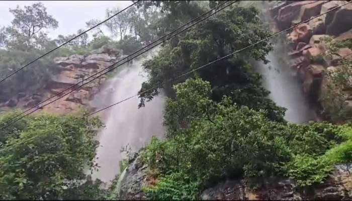 Heavy Water Flow At Uma Maheshwaram Waterfalls Tourists Que To Visit Rv