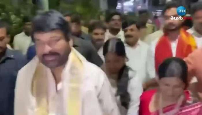 Chiranjeevi At Tirumala: Chiranjeevi Family Visit Tirumala Temple 