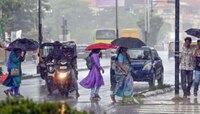 Ap TG Rains: తెలుగు రాష్ట్రాలకు వాతావరణ శాఖ హెచ్చరిక.. రాబోయే మూడు రోజులపాటు..