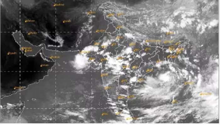 Heavy Rains Alert: ఏపీ, తెలంగాణల్లో మరో 24 గంటలు భారీ వర్షాలు, 13 జిల్లాలకు రెడ్ అలర్ట్ జారీ