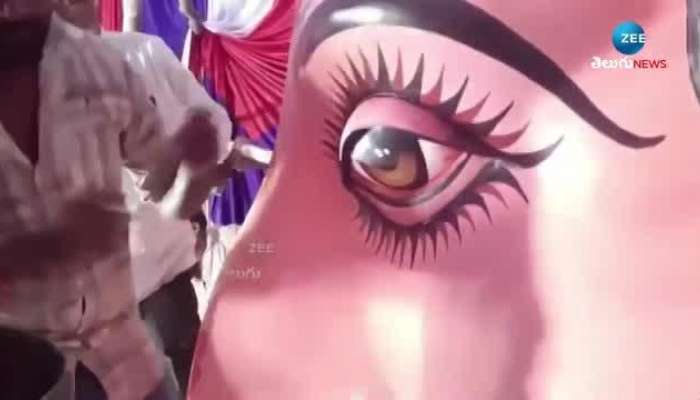 khairatabad lord ganesh idol goes viral pa