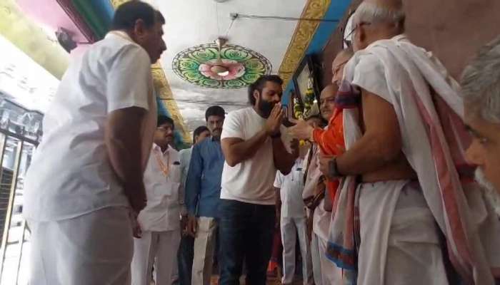 Supreme Hero Sai Dharam Teja Offers Pooja At Vijayawada Kanaka Durga Malleswara Swamy Temple Rv