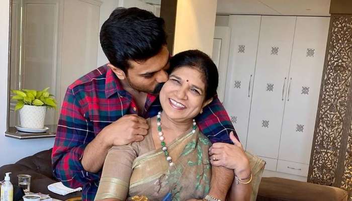 Ram Charan: తల్లితో జపాన్ ఫ్యాన్స్ కి సాధర ఆహ్వానం పలికిన గ్లోబల్ స్టార్.. వీడియో చూస్తే షాక్ అవ్వాల్సిందే!