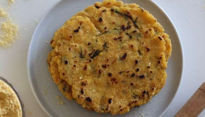 Corn Roti Recipe: వేడి వేడిగా మొక్కజొన్న  రోటీ.. ఇలా చేసి తింటే బరువు తగ్గడం ఖాయం..!