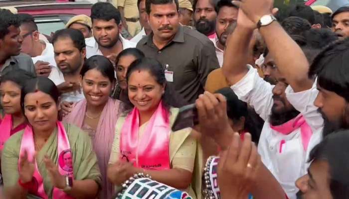 BRS Party MLC K Kavitha Dance In Deeksha Diwas Video Goes Viral Rv