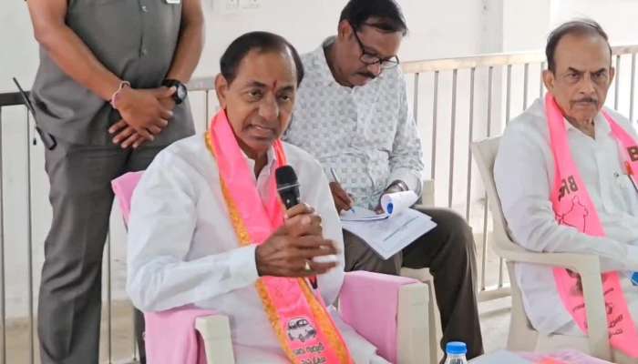 Ex CM KCR Guided To BRS MLAs And MLCs On Assembly Winter Session Rv