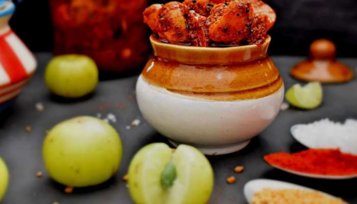 Amla Pickle: నోటికి రుచిగా అప్పటికప్పుడు చేసే కమ్మనైన ఉసిరికాయ పచ్చడి