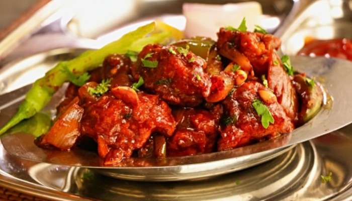 Chilli Chicken:  రెస్టారెంట్ల‌ స్టైల్‌లో చిల్లీ చికెన్.. ఇలా ఈజీగా చేసుకోవ‌చ్చు..!