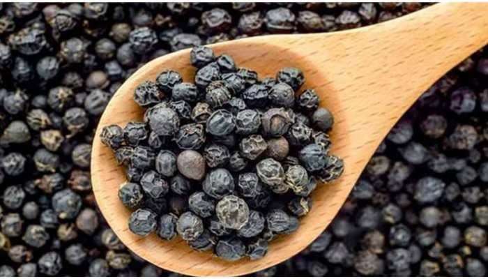 Black Pepper Remedies: మిరియాలను బ్లాక్ గోల్డ్ ఎందుకంటారు, రోజూ తింటే ఏమౌతుంది