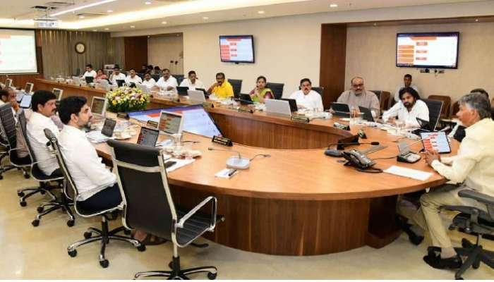 AP Cabinet Decisions: ఉచిత బస్సుపై సబ్ కమిటీ, అమరావతి పనులకు గ్రీన్ సిగ్నల్, ఏపీ కేబినెట్ కీలక నిర్ణయాలు