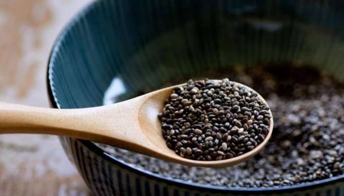 Chia Seeds Benefits: ఈ చిన్ని విత్తనాలు మీ గుండెను వందేళ్లు ఆరోగ్యంగా ఉంచుతాయి.. 