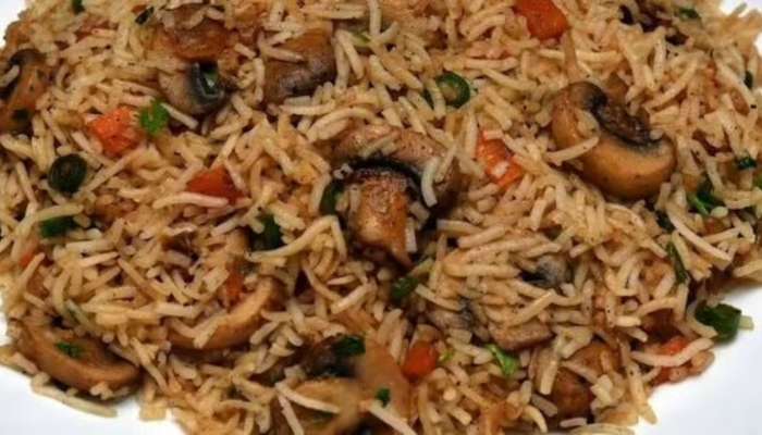 Mushroom Fried Rice: పెళ్ళిళ్ళ స్టైల్ మష్రూమ్ ఫ్రైడ్ రైస్.. ఇలా ట్రై చేయండి