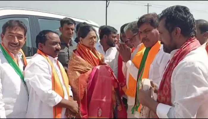 DK Aruna Slams On Revanth Reddy Of 420 Promises In Kamareddy Campaign Rv