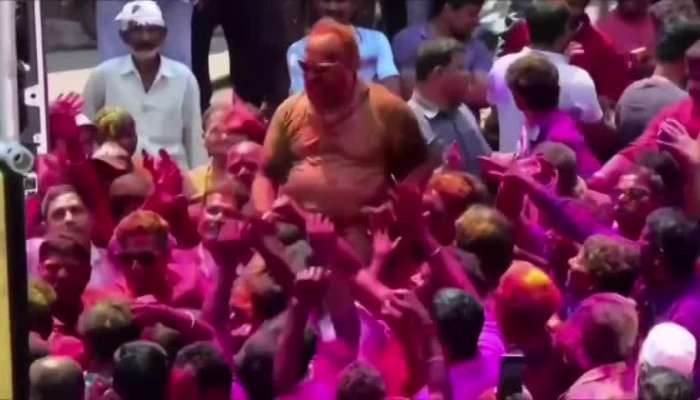 Jagga Reddy Dance In Holi Celebrations At Sangareddy Rv