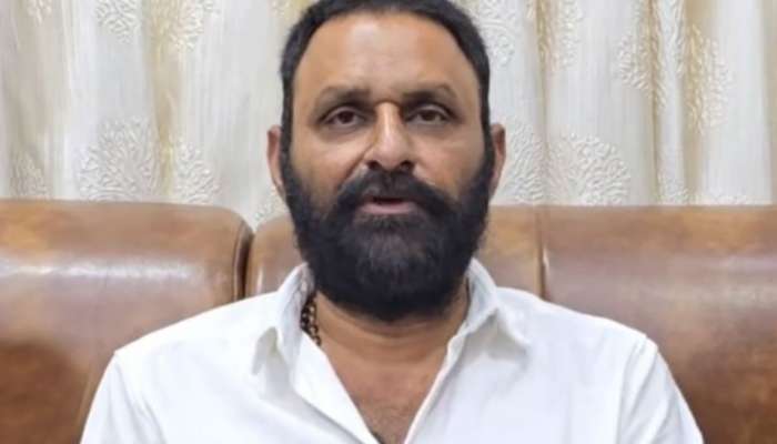 Kodali Nani: మాజీ మంత్రి కొడాలినానికి గుండెపోటు.. ఆస్పత్రికి తరలింపు..