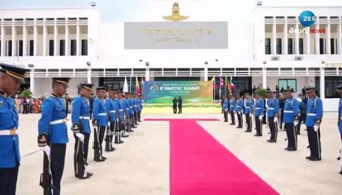 Pm Narendra Modi Arrives In Bangkok: Pm Modi Receives A Warm Welcome From Lord Ram In Bangkok