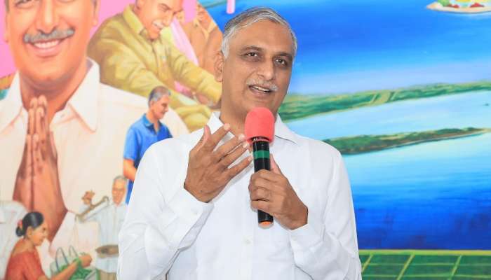 Harish Rao: &#039;కేసీఆర్‌కు దిష్టి తగలడంతోనే రేవంత్ రెడ్డి ముఖ్యమంత్రి అయ్యాడు&#039;