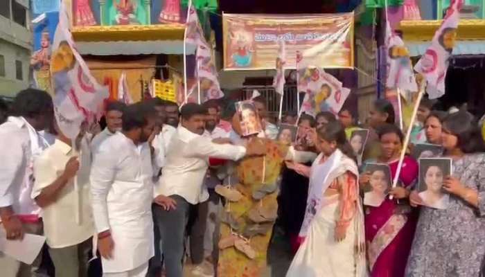 Chappal Mala On RK Roja Effigy JanaSena Party Leaders Protest Rv