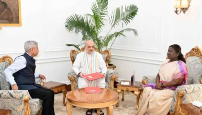 Pahalgam Attack: ఢీ.. అంటే.. ఢీ.. భారత్ , పాక్ మధ్య కమ్ముకున్న యుద్దమేఘాలు.. రాష్ట్రపతితో అమిత్ షా, జైశంకర్ భేటీ..