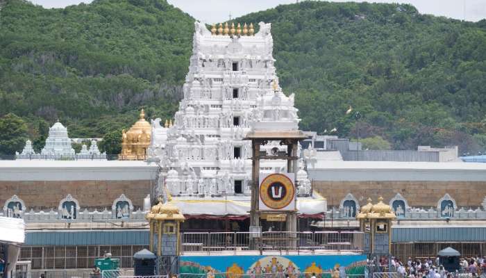 Tirumala Darshan: శ్రీవారి భక్తులకు బిగ్ అలర్ట్.. తిరుమలలో బ్రేక్ దర్శనాలు రద్దు