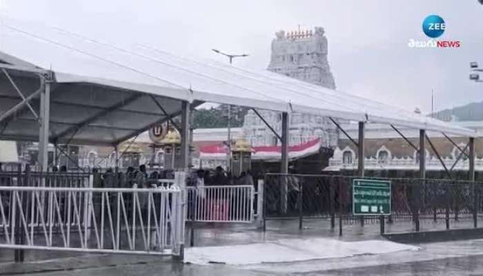 Heavy rain fall in tirumala ttd key alerts to devotees 