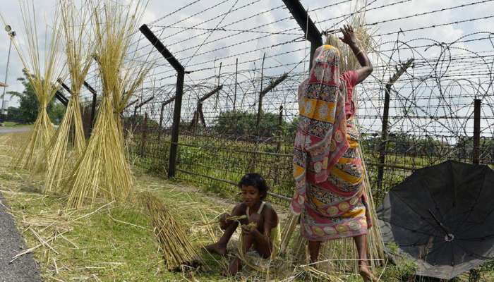 India Pakistan War: ప్రశాంతంగా భారత సరిహద్దు గ్రామాలు.. మరికాసేట్లో భారత్  పాక్ డీజీసీఏల కీలక భేటి..
