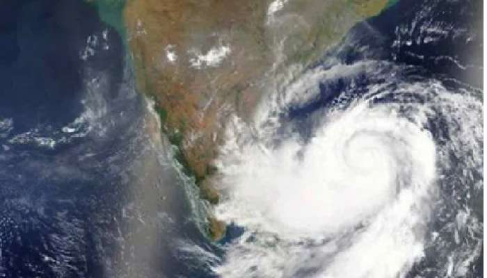 Cyclone Alert: ఏపీకు తుపాను ముప్పు, వాయుగుండంగా మారనున్న అల్పపీడనం