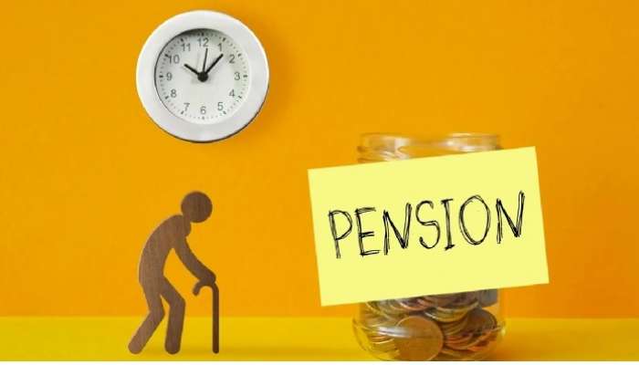 New Pension Rules: కేంద్ర ప్రభుత్వ ఉద్యోగులకు షాక్, కొత్త పెన్షన్ రూల్స్ ఇవే
