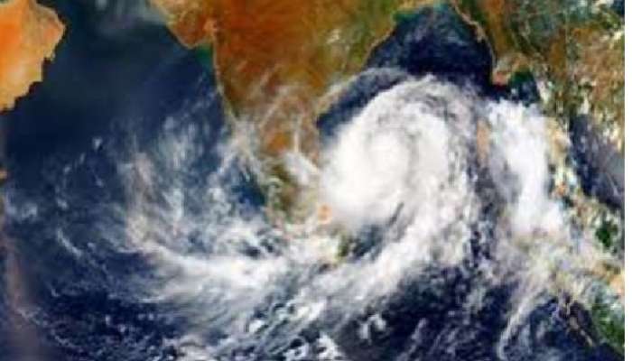 Heavy Rains Alert: వచ్చే మూడు రోజులు ఈ జిల్లాల్లో భారీ వర్షాలు