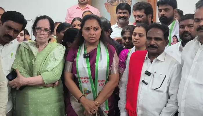 Communist Parties Full Support For K Kavitha July 17th Rail Roko For BC Reservation Bill